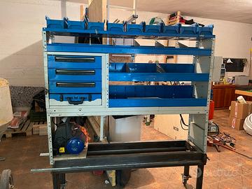 Scaffale syncro per furgone