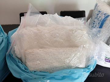 Stock tessuti abiti da sposa