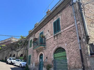 5 LOCALI A CAPRAROLA