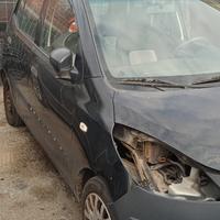 Hyundai i10 ricambi