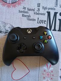 Controller Xbox wireless originale, leggere