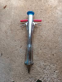 piantatore per bulbi o piantine 