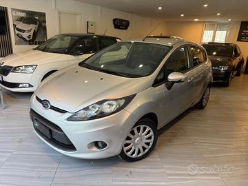 Ford Fiesta 1.2 BENZINA 90.000KM