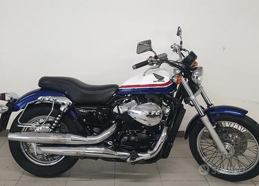 Honda VT 750S touring