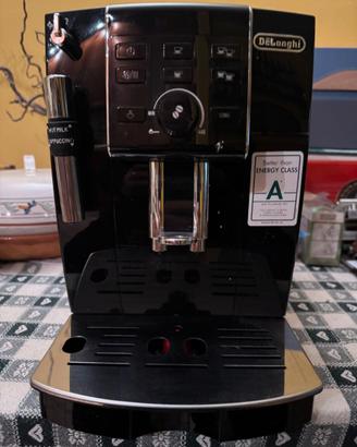 Macchina da caffe De Longhi ottimamente conservata