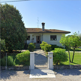 Casa bifamiliare