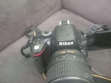 Nikon d 5100 +18/55+35+50+55/200+ flash