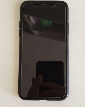 iphone X 256 GB con 80% di stato della batteria