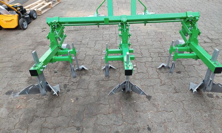 RINCALZATORE PER TRATTORE