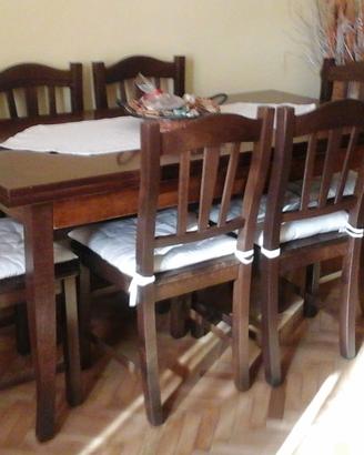 Sala in noce massiccio