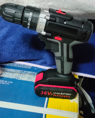 Avvitatore/trapano/martello