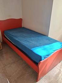 Letto 1 piazza e scrivania