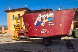 Carro miscelatore per trattore