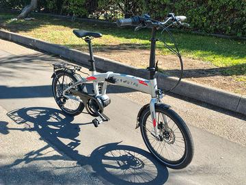 ebike pieghevole Atala Club bicicletta elettrica