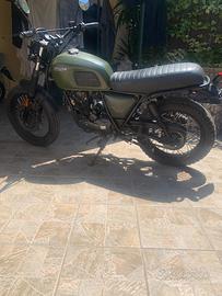 motocicletta 125cc stile scrambler/café racer
