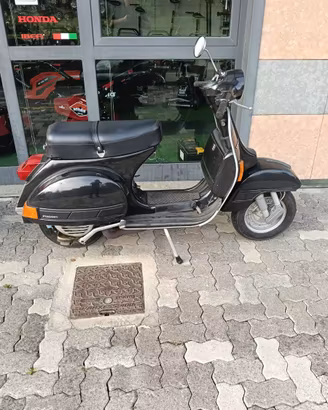 Piaggio Vespa  PX 200 E vespone