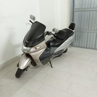 Suzuki Burgman 250