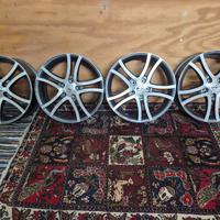4 Cerchi in lega Nissan da 17" Nuovi