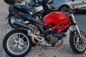 Ducati monster 1100