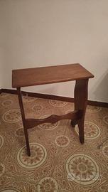 Tavolino in legno