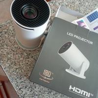 Proiettore video wifi e Bluetooth 