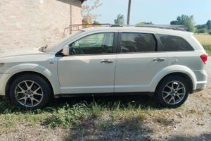 Fiat Freemont grandinata