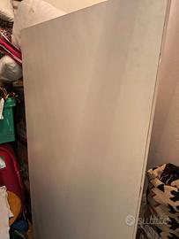 Tavola per scrivania o cucina