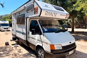 Camper Rimor Katamarano su base Ford Transit 2500