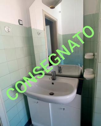 mobiletto bagno 