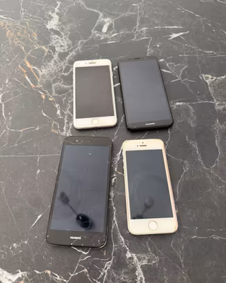 Lotto ricambi smartphone