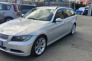 Bmw 320 320d cat Touring Futura da vetrina