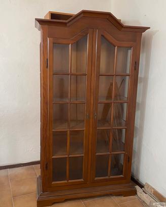 credenza a vetri