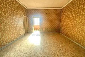 S2 appartamento in corte con posto auto