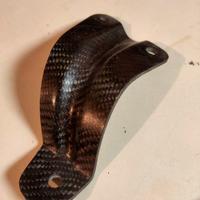 Staffa reggi terminale scarico Carbonio