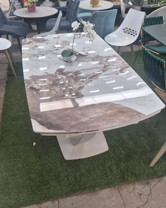 Tavolo Mod. Angels Allungabile 160/240 cm
