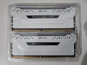 Corsair Vengeance RGB PRO Kit 32GB (2x16GB) DDR4