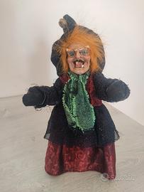 Strega luminosa e sonora per Halloween