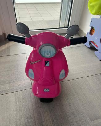Vespa Chicco Rosa età 1 -3 anni