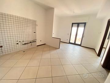 Bilocale 6'Piano Ad. Galleria Ciccarelli MAF607