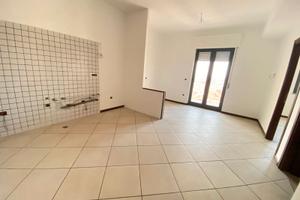 Bilocale 6'Piano Ad. Galleria Ciccarelli MAF607