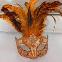 maschera veneziana in cartapesta 