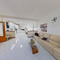 AMPIA SOLUZIONE INDIPENDENTE CON DOPPIO TERRAZZO