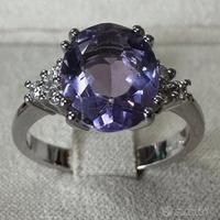 ANELLO ORO 18kt. DIAMANTI ED AMETISTA NATURALE