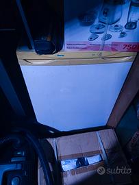 Frigorifero compatto 