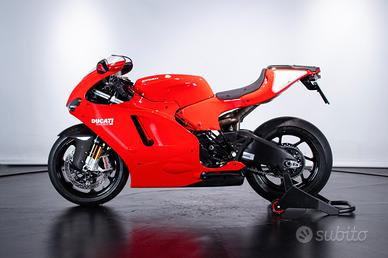 Ducati desmosedici rr 1135/1500 - anno 2008