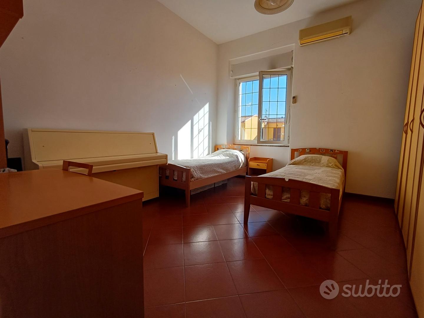 Ampio appartamento con terrazzo - Vista 6