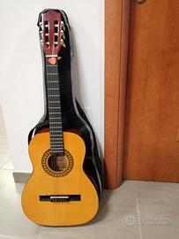 chitarra classica misura 3/4 