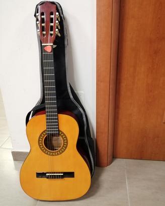 chitarra classica misura 3/4 