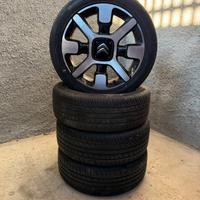 Cerchi in lega e pneumatici estivi per Citroen C3