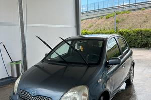 Toyota Yaris 1.0 benzina del 2005
